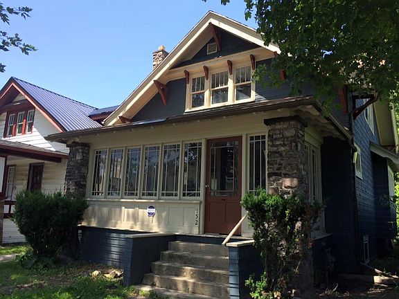 2nd image of 152 Oakgrove Ave