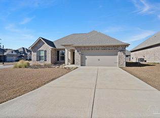 3232 Sweetbarb Dr, Pensacola, FL 32526