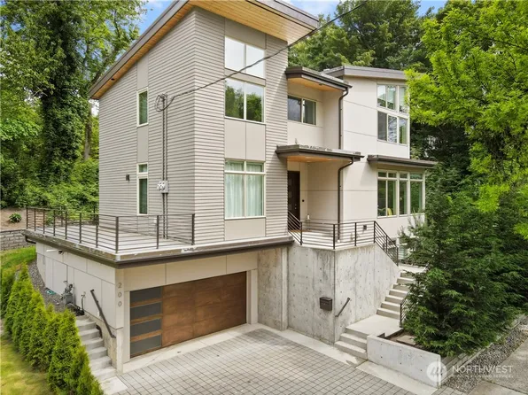 200 Martin Luther King Jr Way, Seattle, WA 98122