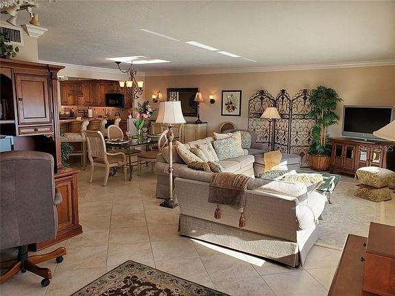 4th image of 1750 Benjamin Franklin Dr APT 12D