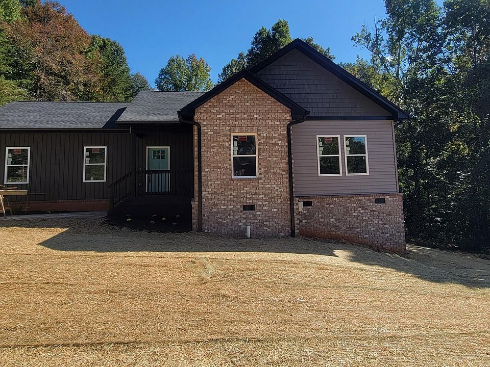2nd image of 919 Brentwood Dr