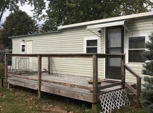 8 Pioneer Way, Springfield, MA 01119