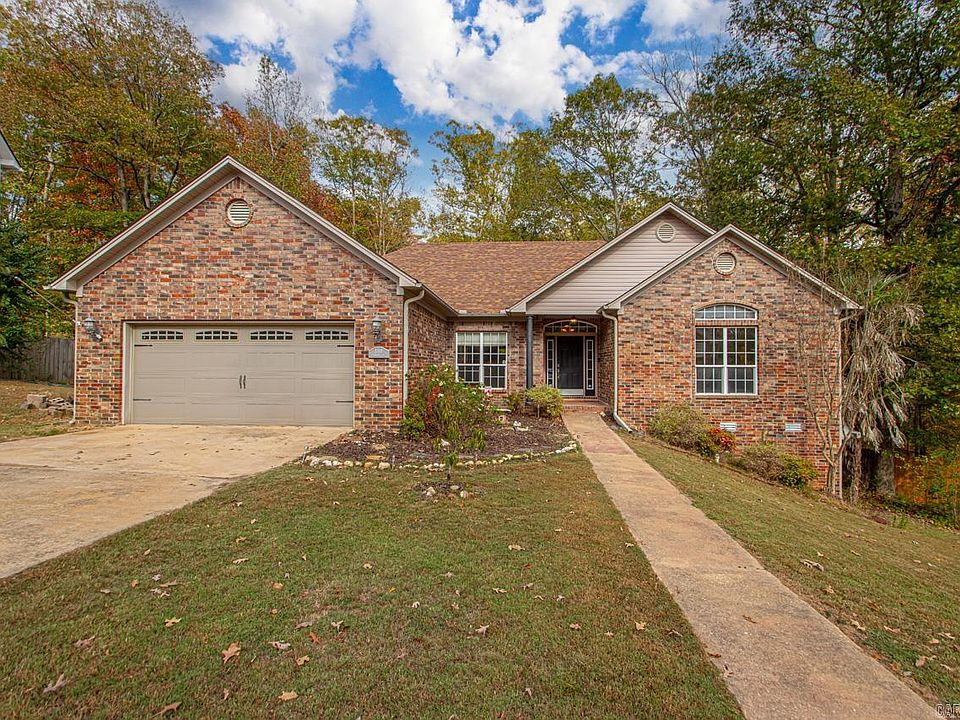 1st image of 1318 Stamford Dr
