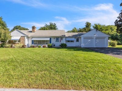 18 Charlton St, Springfield, MA, 01119