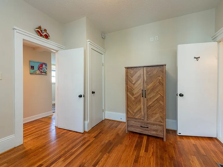 829 Montreat Rd — Photo 23