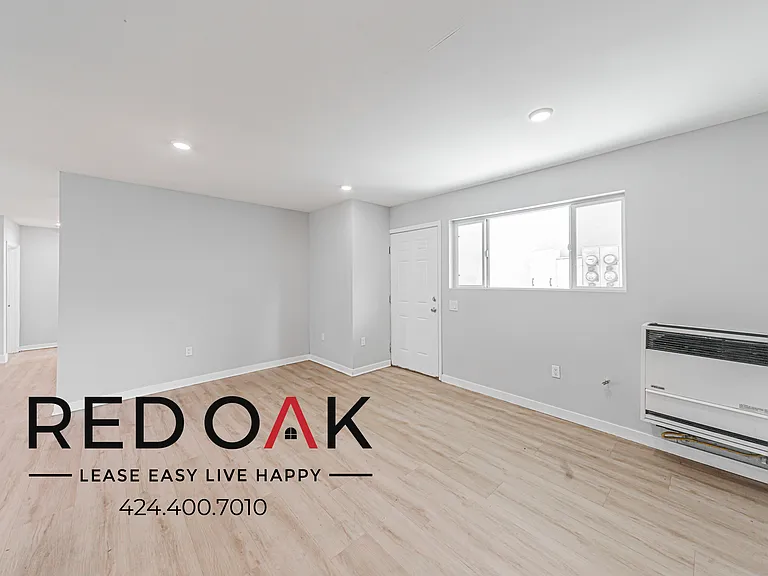 923 W 75th St #931-3/4 — Photo 6