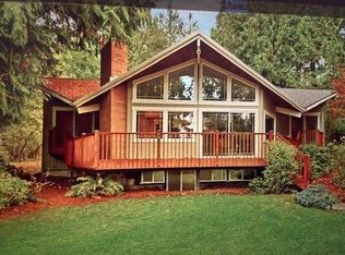 6573 NE Monte Vista Pl, Bainbridge Island, WA 98110
