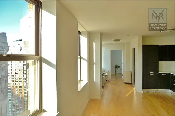 Rented by New York Residence | media 28