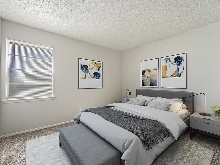 Olivo Square Apartments — Photo 14