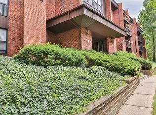 514 Coeur De Royale Dr APT 308, Saint Louis, MO 63141