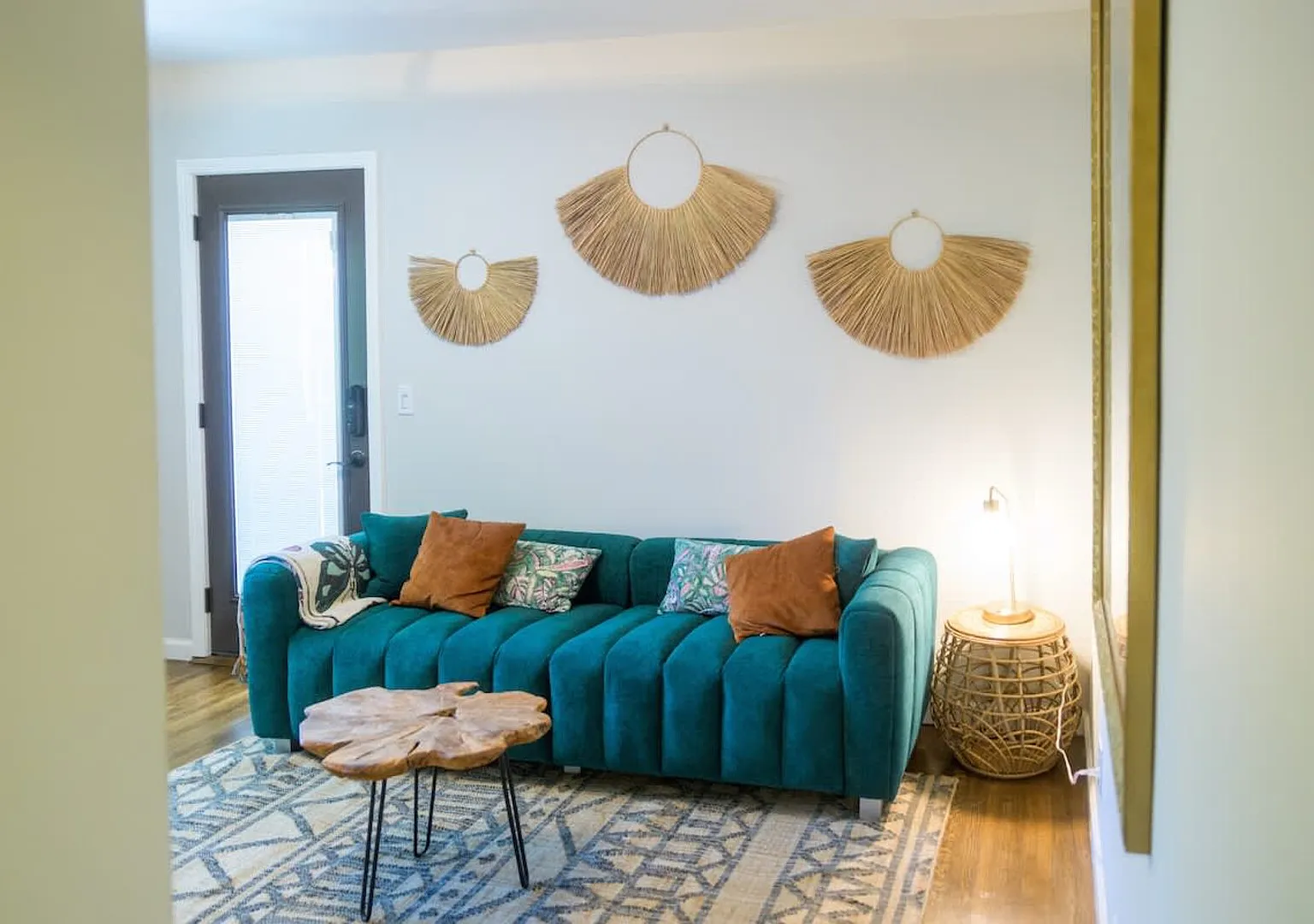 Charming & Cozy 1BD/1BA Guest Suite in Silverlake — Photo 2