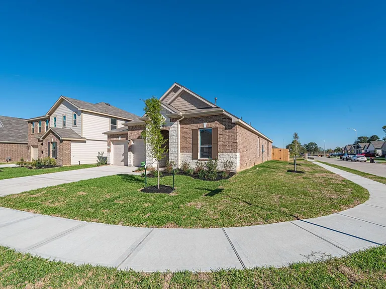 18206 Spruce Cottage Dr — Photo 4