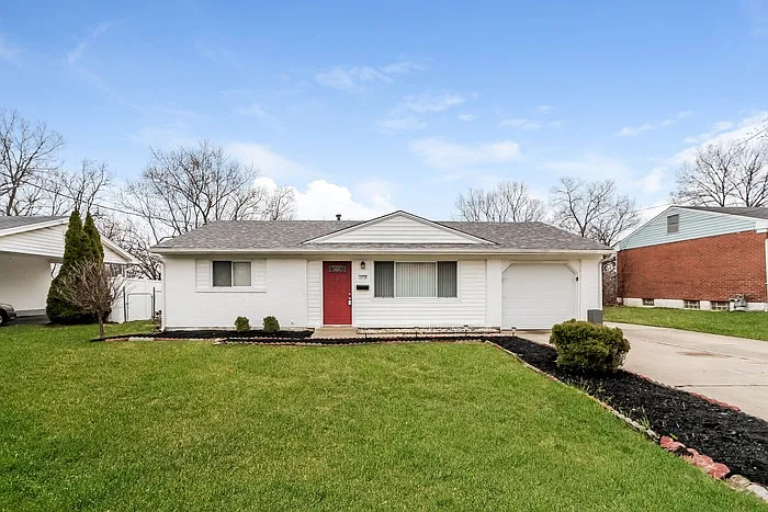 11718 Hamlet Rd — Photo 1