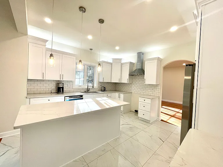 9 Poplar Dr #A — Photo 11
