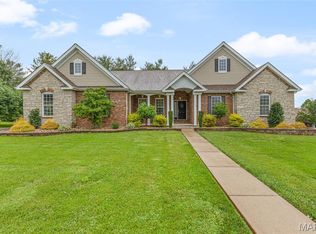 457 Yellowstone Dr, Farmington, MO