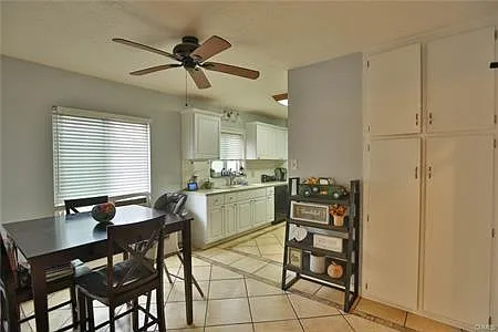 2 bed, 1000 sqft, $3,100 — Photo 4