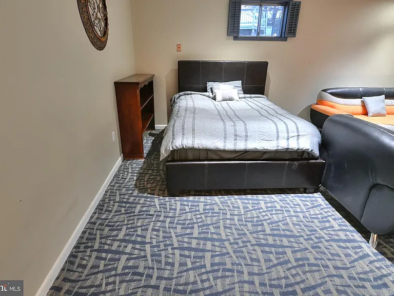 4304 Silas Hutchinson Dr — Photo 44