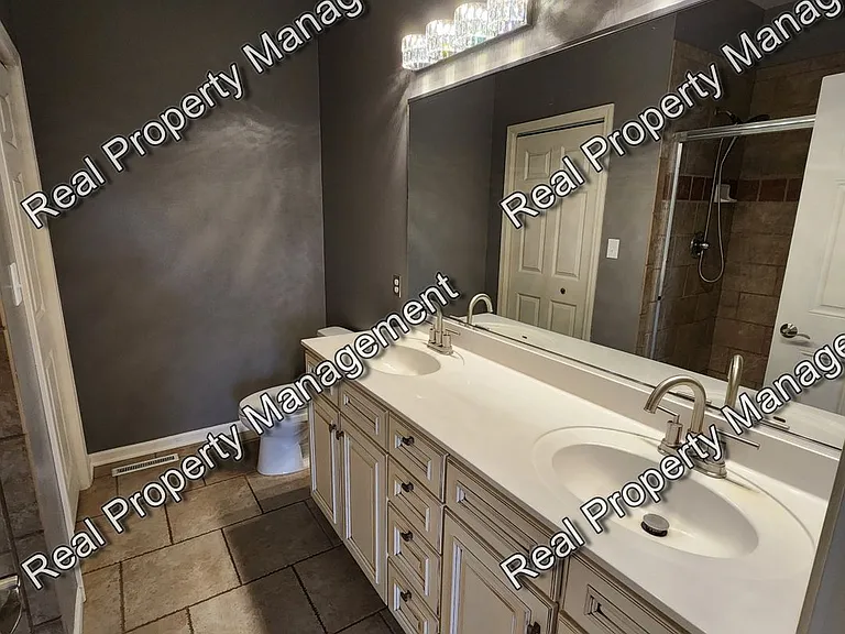 9405 W 142nd Pl — Photo 14