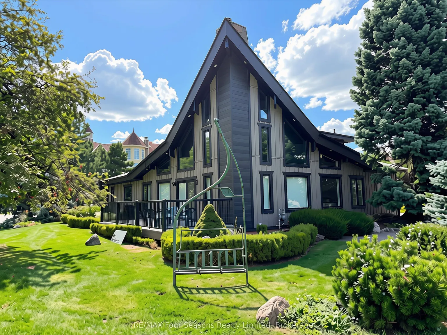 5 bed, $10,000 — Photo 1