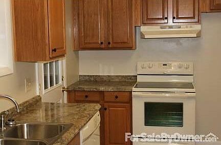 3rd image of 76 Arden Dr