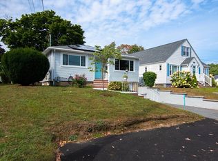 9 Chickering Rd, Lawrence, MA 01843