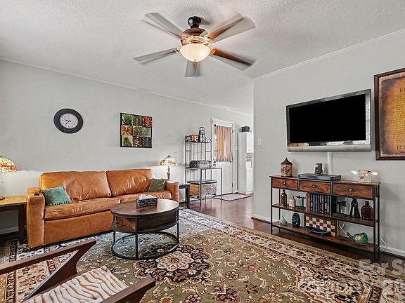 5th image of 645 Pine Ridge Rd #54