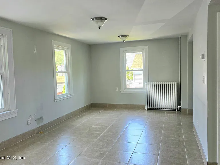 16 Allison Pl — Photo 10