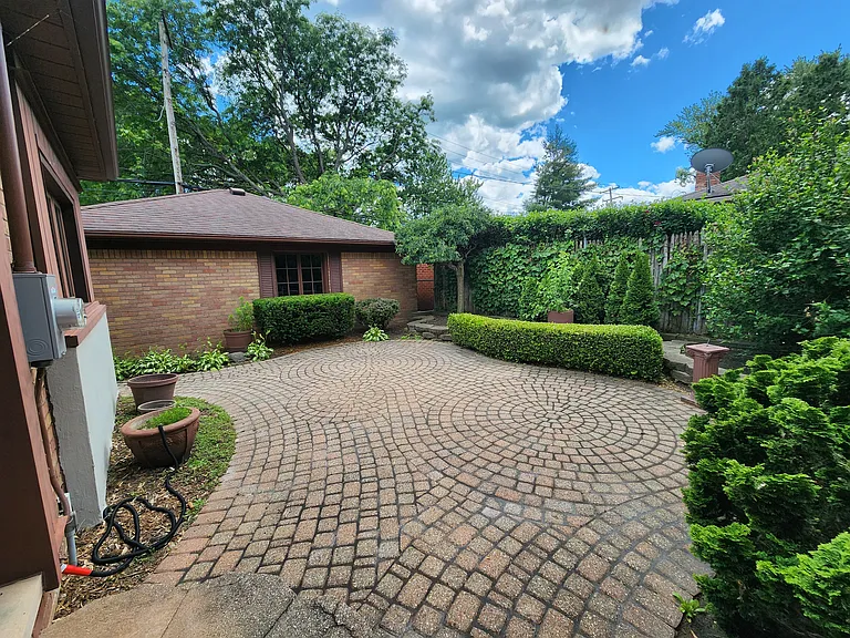 22470 Marter Rd — Photo 7