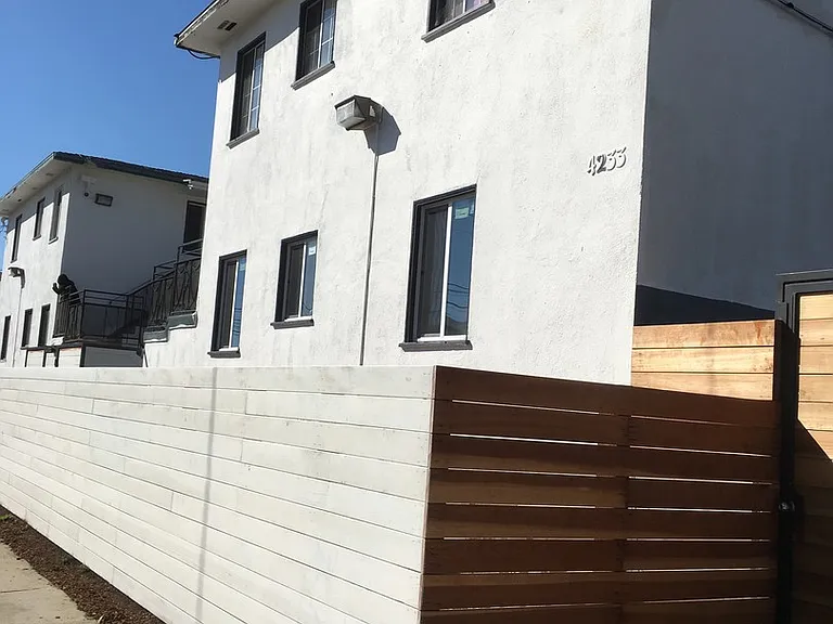 4233 Burns Ave — Photo 12