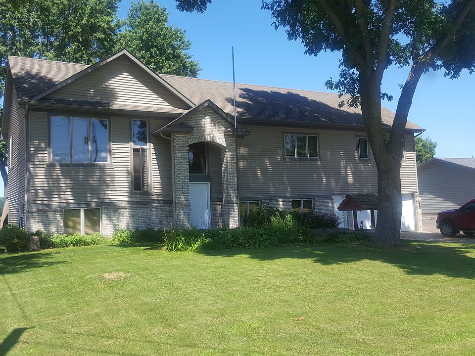 1st image of 1011 County Road C E
