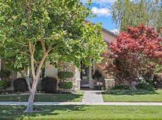 1676 Calhoun Ave, Ripon, CA 95366