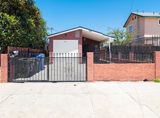 1563 E 110th St, Los Angeles, CA 90059