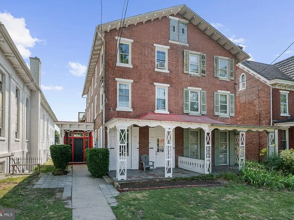153 S Main St #3