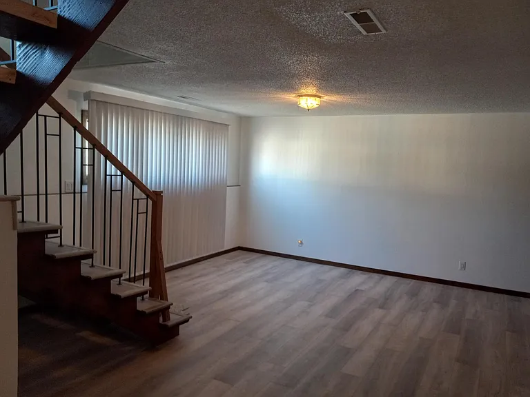1799 Glenwood Ct — Photo 20