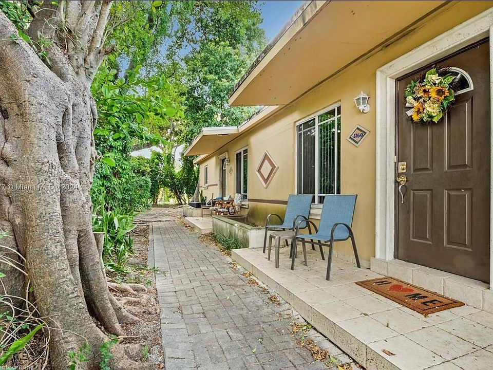 1st image of 3760 Day Ave #1