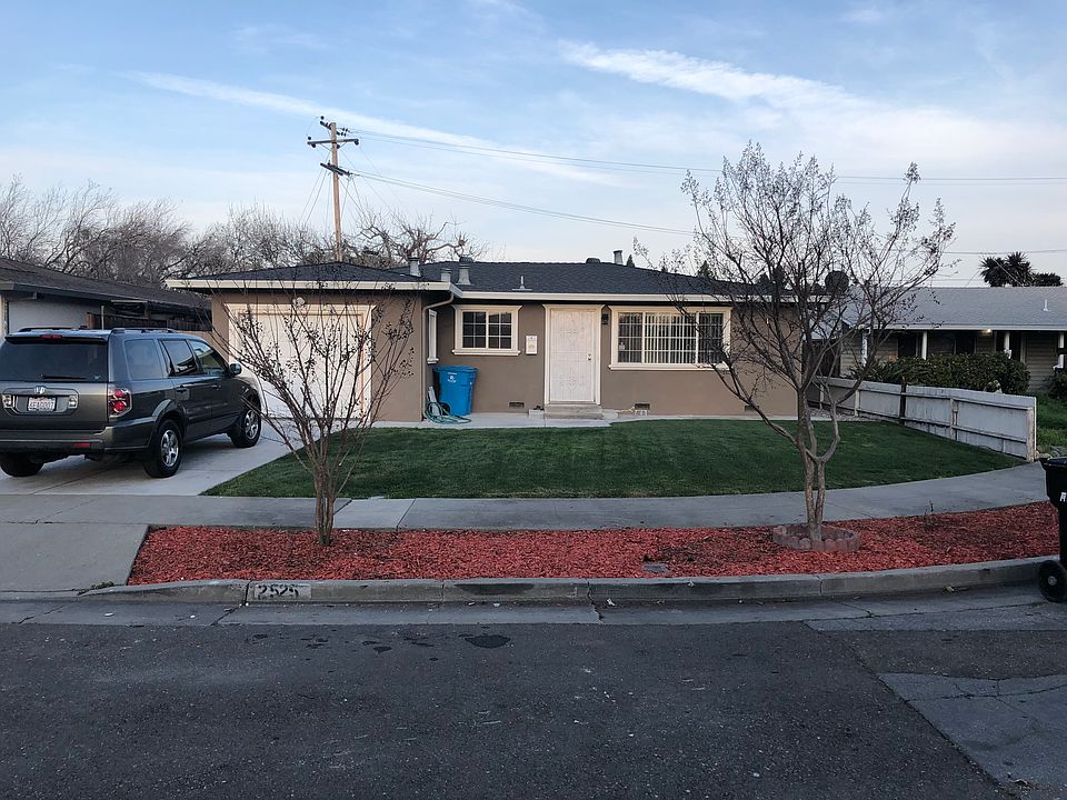 1st image of 2525 Parkland Ct