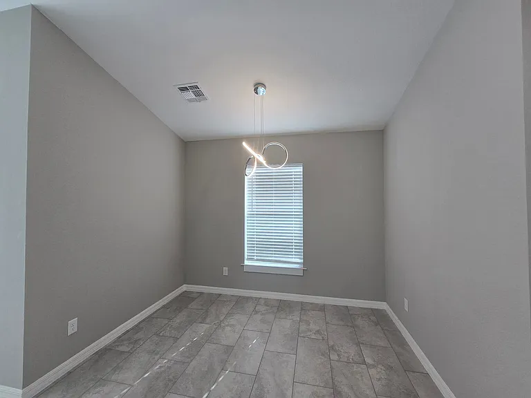 4309 NE 20th Ct — Photo 9