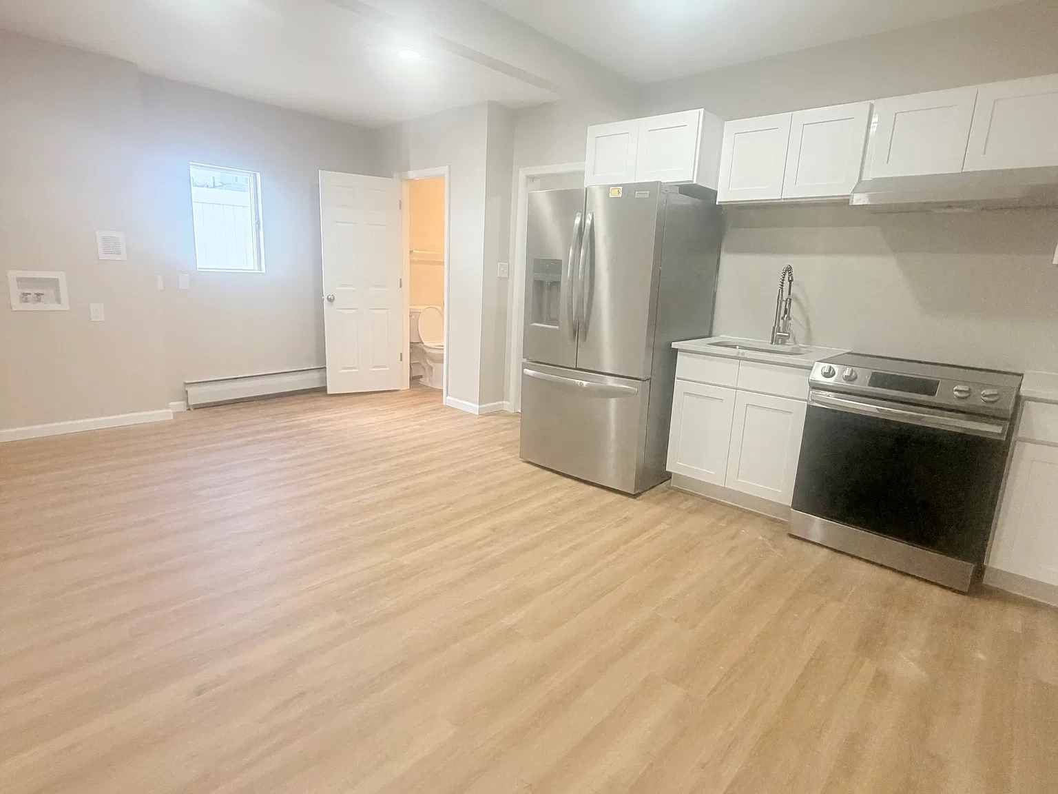 2 bed, $1,100 — Photo 1