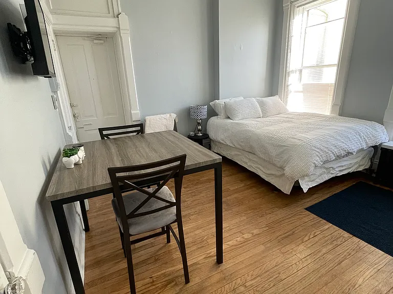 Lafayette Apartment Homes — Photo 19