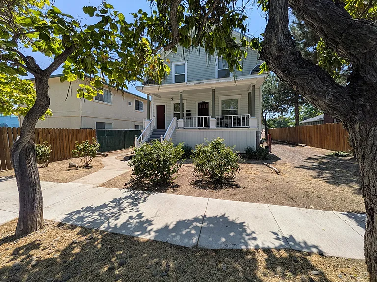 36 Martin St — Photo 1