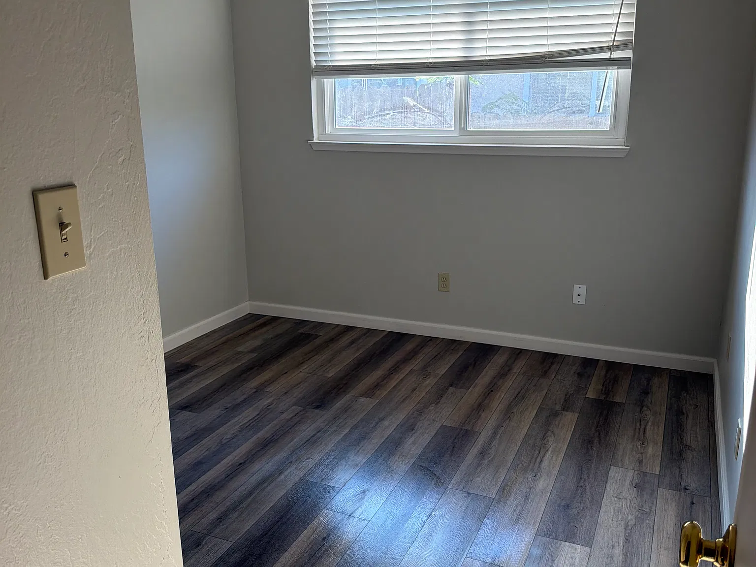 2 bed, 885 sqft, $2,050 — Photo 4