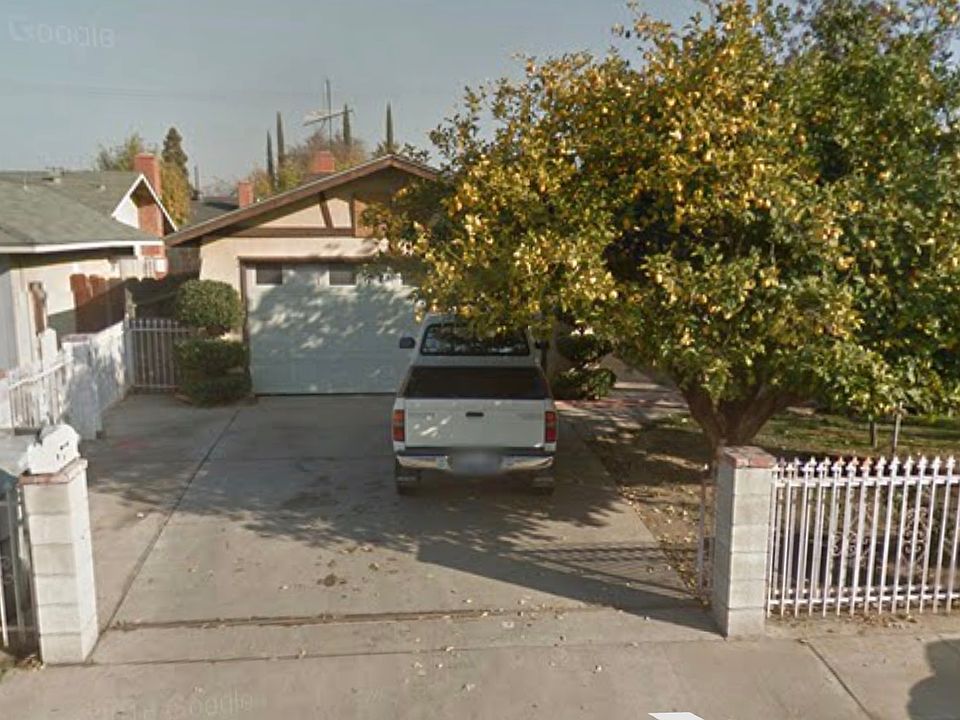 1st image of 1840 N Park Ave