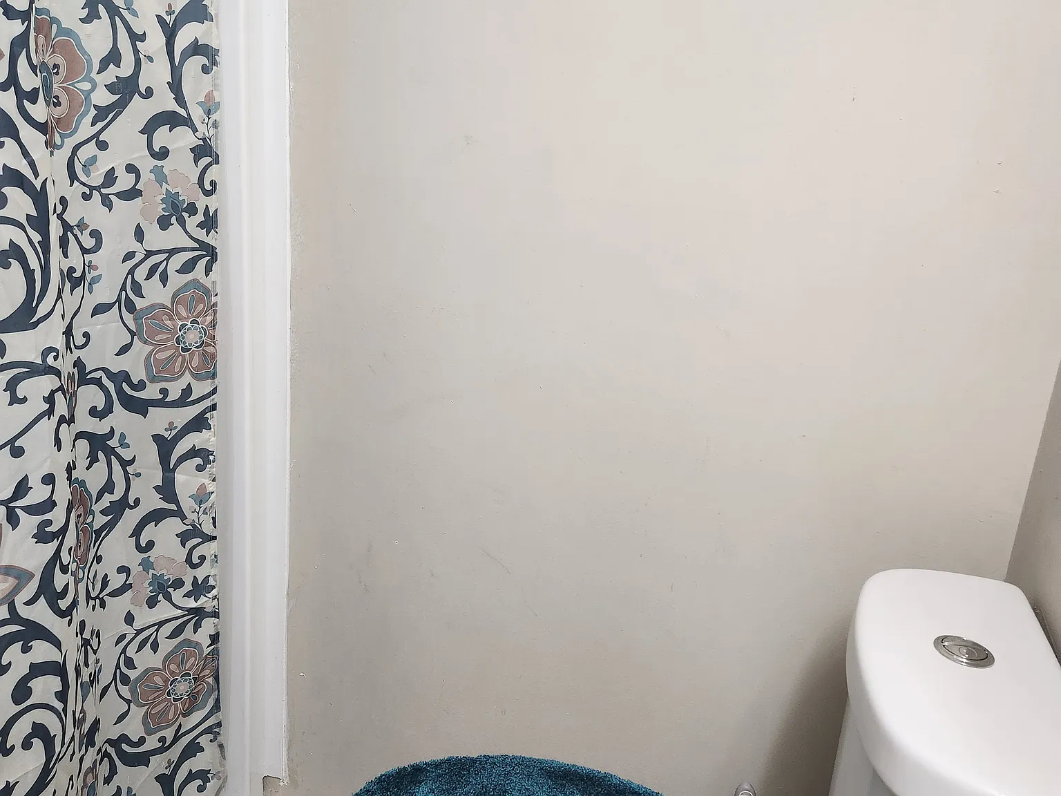 1 bed, 2856 sqft, $880 — Photo 4