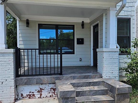 3rd image of 430 Chappell Rd NW