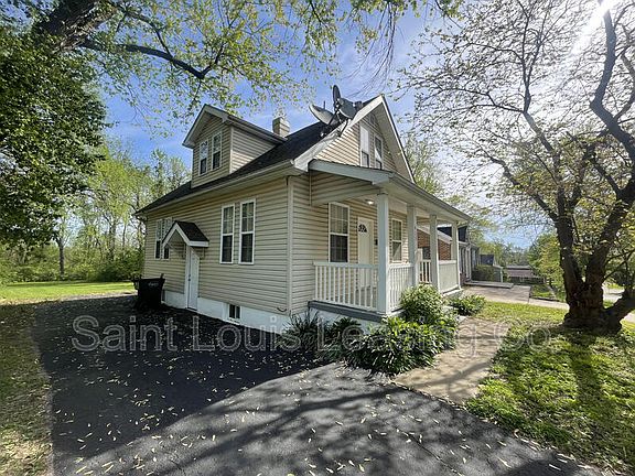 2nd image of 423 Emmett Ave