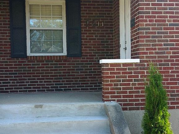 3rd image of 2211 Glenside Ave