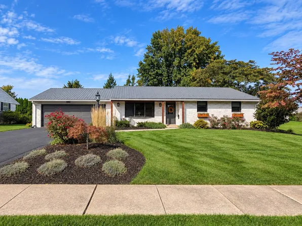 213 W Bahney Ave, Myerstown, PA 17067