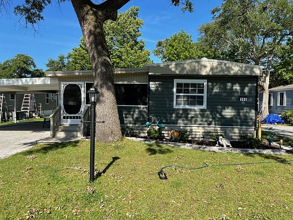 5th image of 105 Village Ct #105