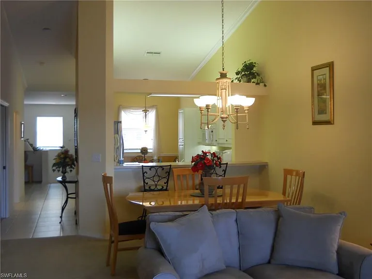 500 Robin Hood Cir #202 — Photo 9