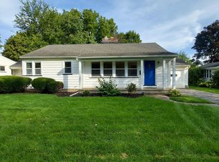 60 Penarrow Rd, Rochester, NY 14618